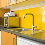 Casa Estrela Do Mar - Lovely House, 3 Min Walk To The * Sesimbra