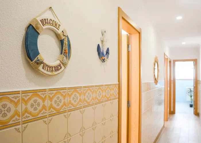 Casa Estrela Do Mar - Lovely House, 3 Min Walk To The * Sesimbra