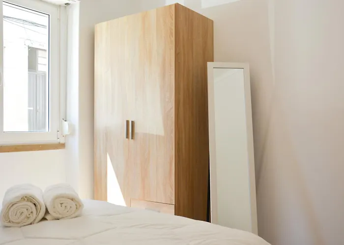 Casa Estrela Do Mar - Lovely House, 3 Min Walk To The Apartment Sesimbra