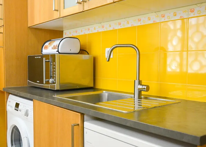 Casa Estrela Do Mar - Lovely House, 3 Min Walk To The * Sesimbra