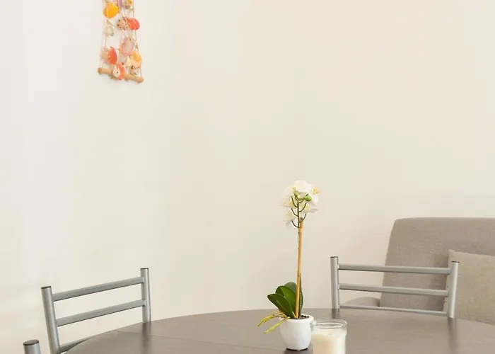 Apartment Casa Estrela Do Mar - Lovely House, 3 Min Walk To The Sesimbra